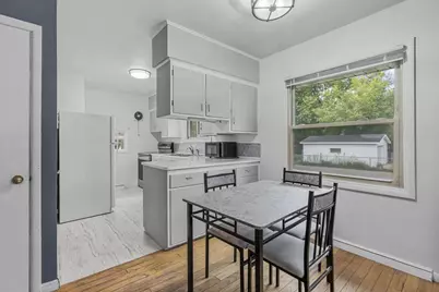 1412 W 9th Avenue, Oshkosh, WI 54902 - Photo 7