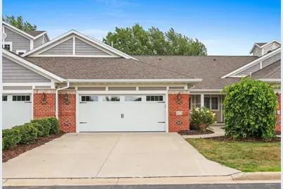 2617 Bay Harbor Circle #2, Green Bay, WI 54304 - Photo 1