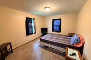 802 10th St, Waupaca, WI 54981 - Photo 11