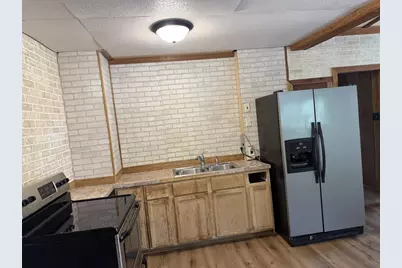 415 E Main Street, Mishicot, WI 54228 - Photo 11