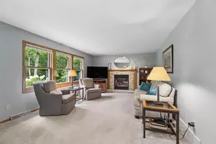 33 Pheasant Ct, Appleton, WI 54915 - Photo 7