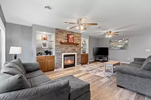 1135 S Main St, Shawano, WI 54166 - Photo 13
