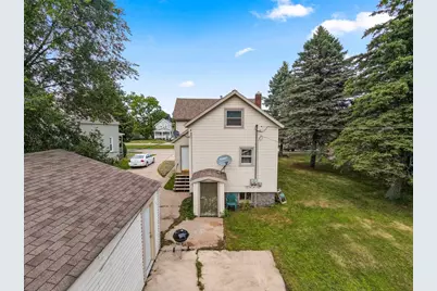 1021 Carney Boulevard, Marinette, WI 54143 - Photo 17