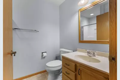 1325 S Westhaven Drive, Oshkosh, WI 54904 - Photo 35