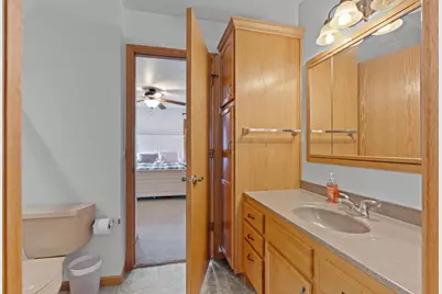 1325 S Westhaven Drive, Oshkosh, WI 54904 - Photo 51