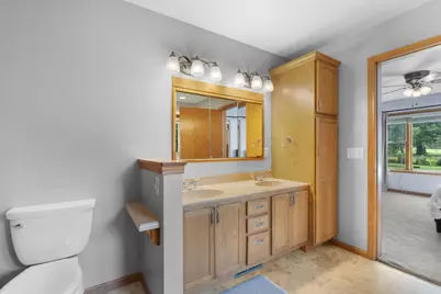 1325 S Westhaven Drive, Oshkosh, WI 54904 - Photo 31