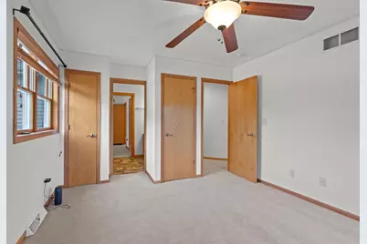 1325 S Westhaven Drive, Oshkosh, WI 54904 - Photo 45