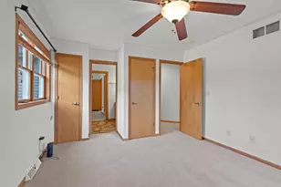 1325 S Westhaven Dr, Oshkosh, WI 54904 - Photo 45