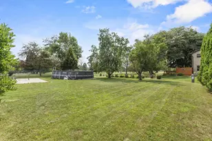 1325 S Westhaven Dr, Oshkosh, WI 54904 - Photo 61