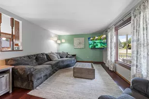 2262 Hazen Rd, Green Bay, WI 54311 - Photo 7