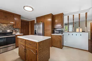 2262 Hazen Rd, Green Bay, WI 54311 - Photo 13