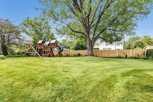 529 Arrowhead Dr, Green Bay, WI 54301 - Photo 29