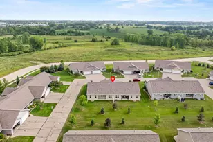 3292 Elk Ridge Dr, Oshkosh, WI 54904 - Photo 49