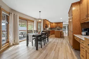 1236 Benjamin Ct, Green Bay, WI 54311 - Photo 11