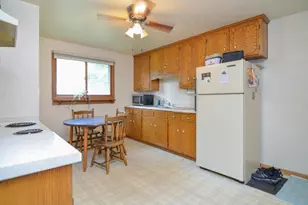 1666 Victoria Ct, Green Bay, WI 54302 - Photo 31