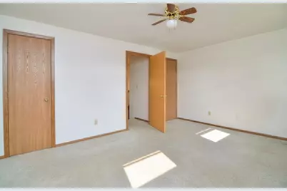 1666 Victoria Court, Green Bay, WI 54302 - Photo 23