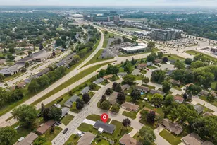 1520 Careful Dr, Green Bay, WI 54304 - Photo 33