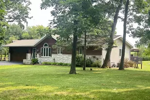 1266 Clairville Rd, Oshkosh, WI 54904 - Photo 1
