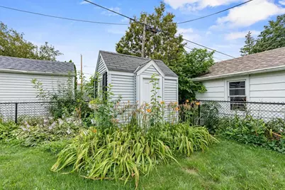 615 W Bent Avenue, Oshkosh, WI 54901 - Photo 39