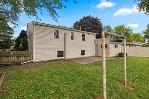 991 Suburban Dr, De Pere, WI 54115 - Photo 33
