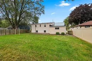 991 Suburban Dr, De Pere, WI 54115 - Photo 35