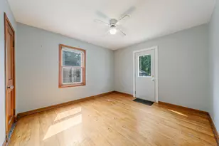 125 Mayer St, Neenah, WI 54956 - Photo 9