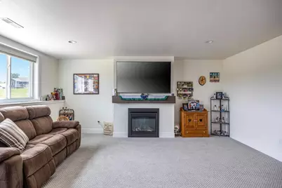 1712 Addie Parkway, Oshkosh, WI 54904 - Photo 27
