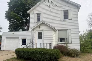 1516 Sherman St, Marinette, WI 54143 - Photo 3
