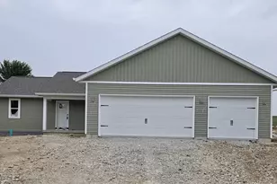 114 J P Ct, Eden, WI 53019 - Photo 1
