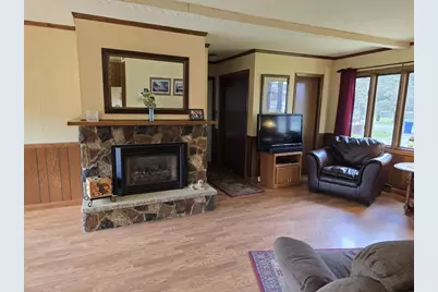 1503 Valley Road, Appleton, WI 54915 - Photo 3