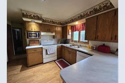 1503 Valley Road, Appleton, WI 54915 - Photo 7