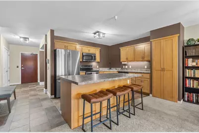 118 S Washington Street #203B, Green Bay, WI 54301 - Photo 5