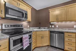 118 S Washington Street, Green Bay, WI 54301 - Photo 11