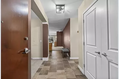 118 S Washington Street #203B, Green Bay, WI 54301 - Photo 3