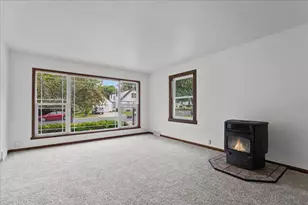 319 Parker Ave, Algoma, WI 54201 - Photo 11
