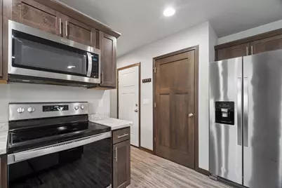 2406 Hendricks Avenue, Kaukauna, WI 54130 - Photo 9