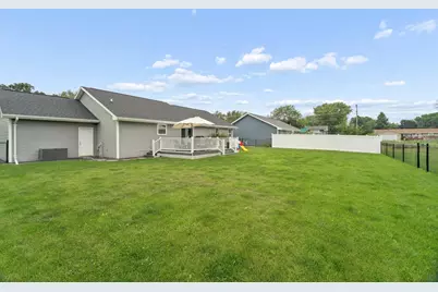 2406 Hendricks Avenue, Kaukauna, WI 54130 - Photo 31