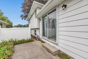 1383 Minahan St, Green Bay, WI 54304 - Photo 19
