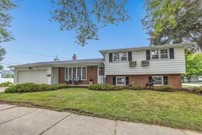 1383 Minahan Street, Green Bay, WI 54304 - Photo 1