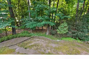 2450 Hillside Ln, Green Bay, WI 54302 - Photo 39