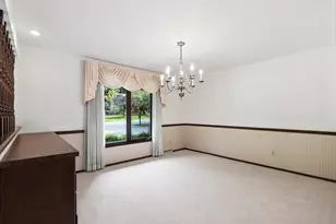 2450 Hillside Ln, Green Bay, WI 54302 - Photo 9