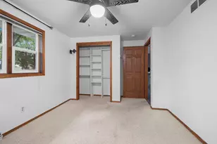2925 Devroy Ln, Green Bay, WI 54313 - Photo 33