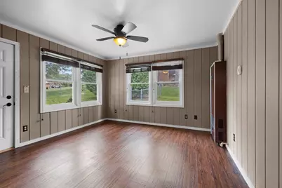 2925 Devroy Lane, Green Bay, WI 54313 - Photo 29