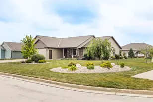 1139 Pisces Pl, De Pere, WI 54115 - Photo 3