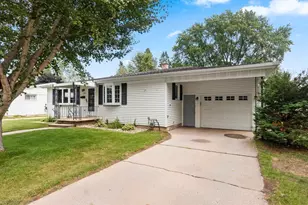 825 Tommark St, Green Bay, WI 54304 - Photo 1