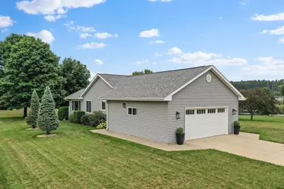 318 N Hunter Street, Berlin, WI 54923 - Photo 43