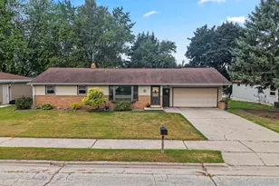 374 Skyline Blvd, Green Bay, WI 54302 - Photo 47