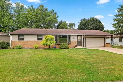 374 Skyline Boulevard, Green Bay, WI 54302 - Photo 1