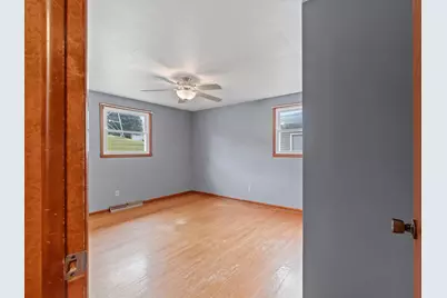 374 Skyline Boulevard, Green Bay, WI 54302 - Photo 25