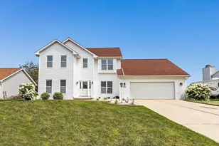 3174 Atlantis Dr, Green Bay, WI 54313 - Photo 1